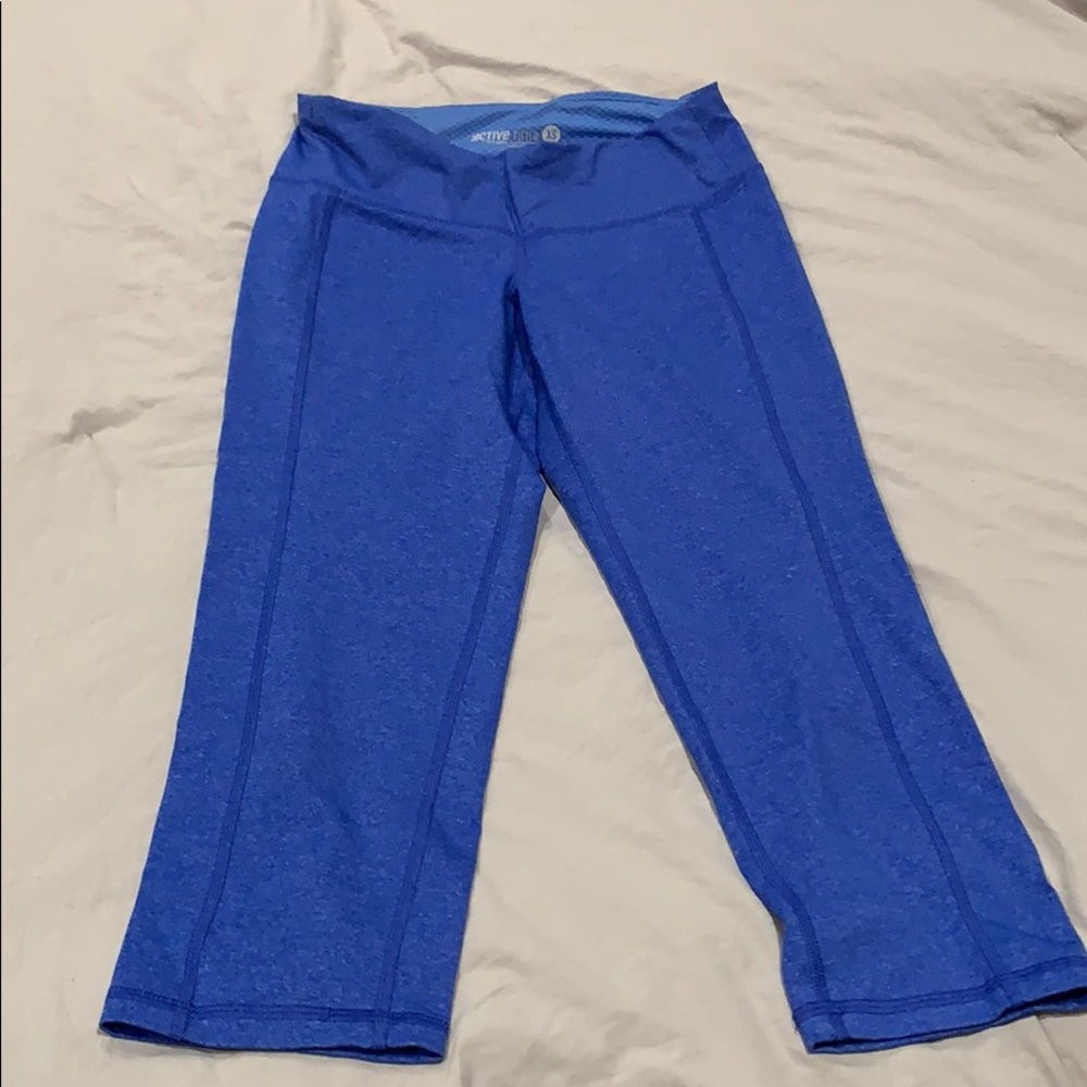 Blue athletic leggings
